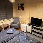 къща томови * Девин