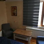 къща томови Гостевой дом
