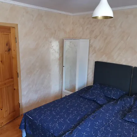 къща томови Guest house