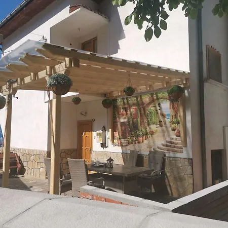 къща томови Gasthof *