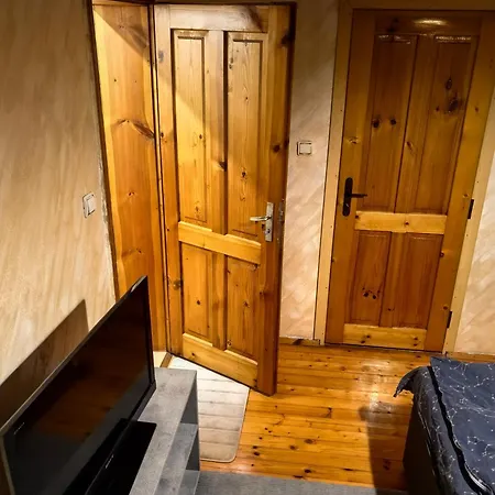 къща томови Guest house