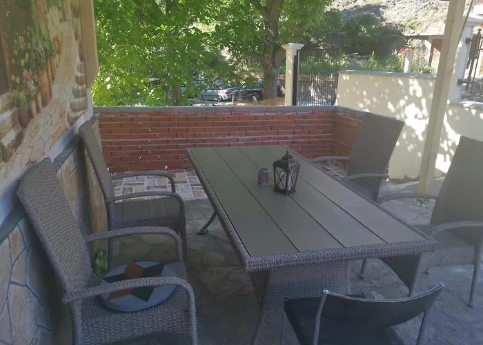 Gasthof къща томови