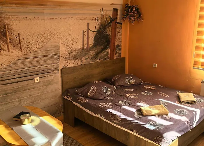 къща томови Gasthof Dewin