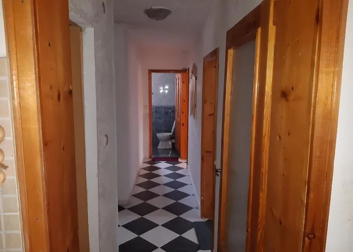 Gasthof къща томови