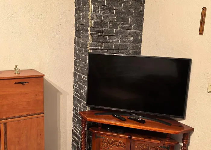 къща томови * Dewin