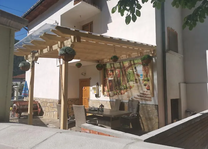 къща томови Gasthof *