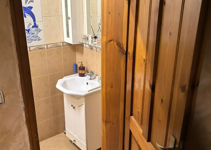 къща томови Gasthof Dewin